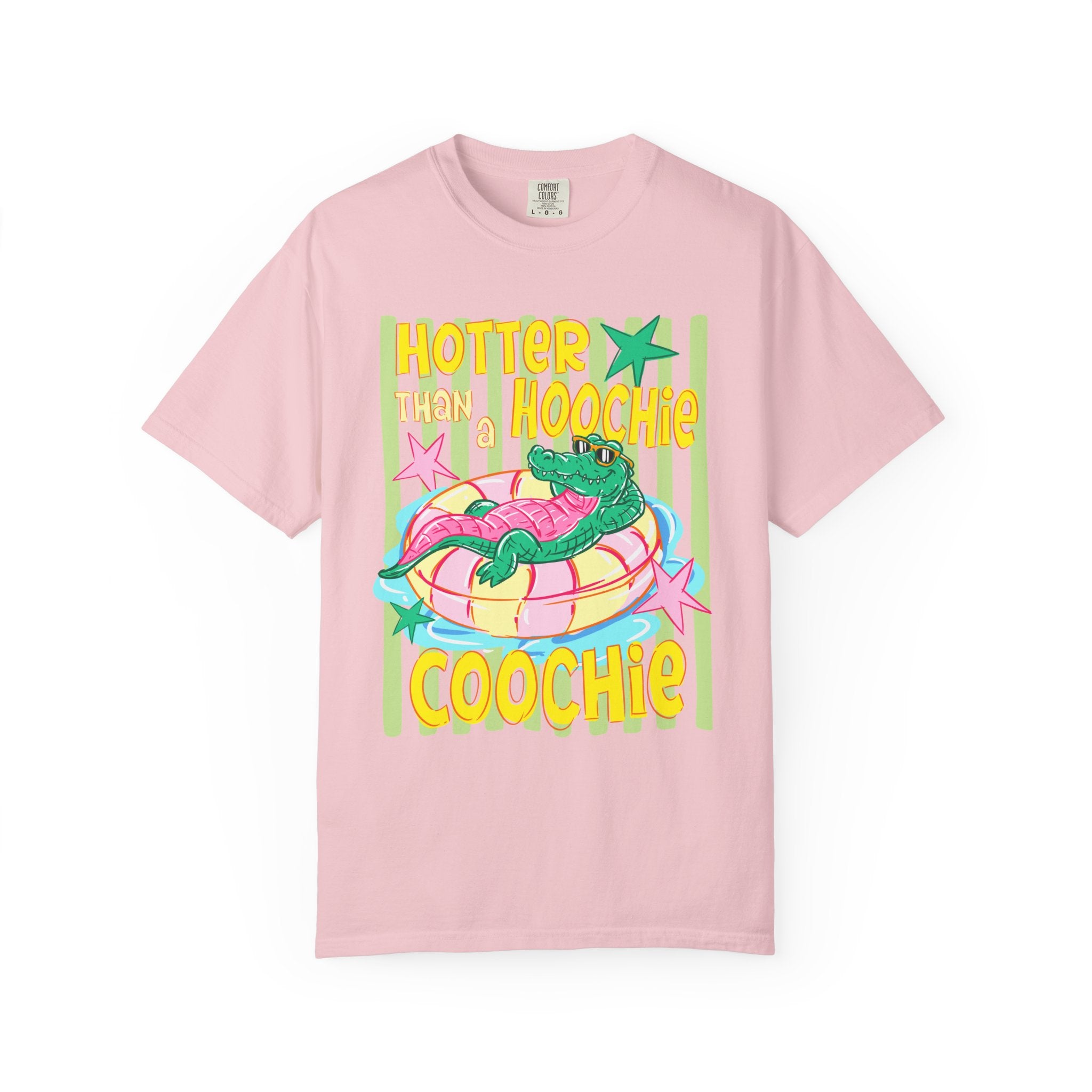 "Hotter Than A Hoochie Coochie" Retro Alligator Graphic Tee